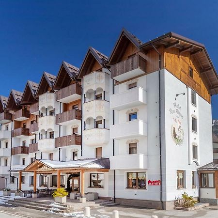 Hotel Rosa Alpina Andalo Eksteriør billede