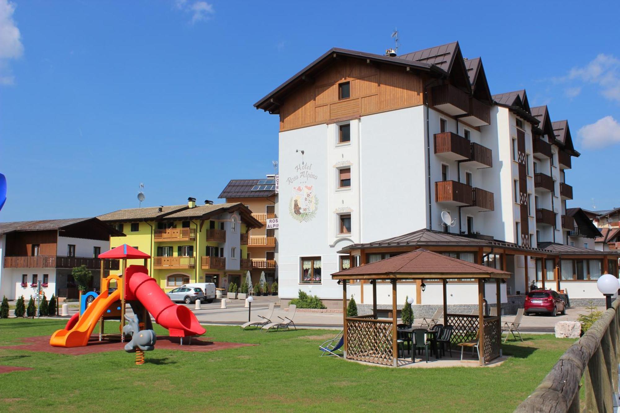 Hotel Rosa Alpina Andalo Eksteriør billede