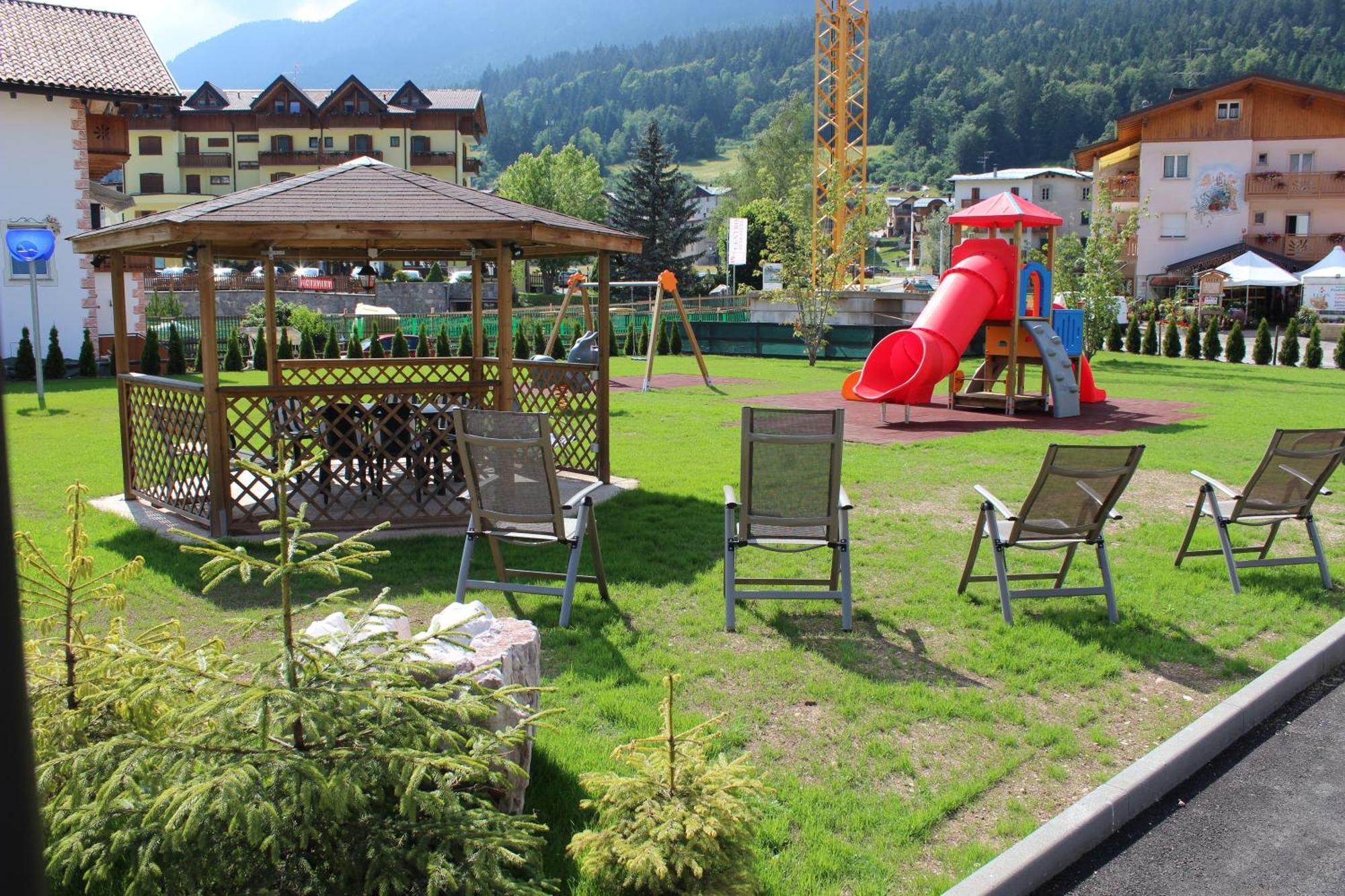 Hotel Rosa Alpina Andalo Eksteriør billede