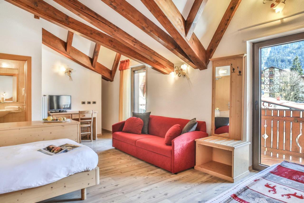Hotel Rosa Alpina Andalo Eksteriør billede